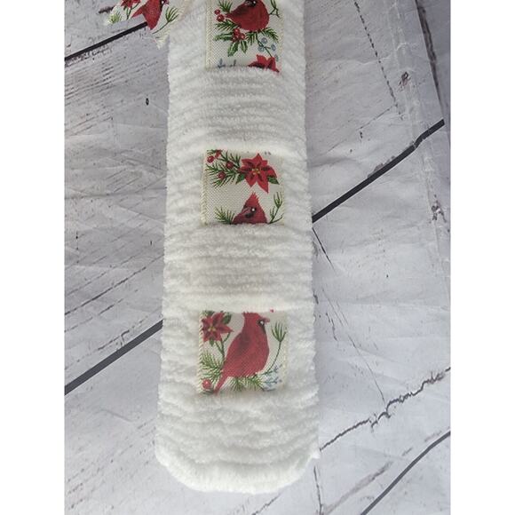 Handmade Candy Cane Wreath With Cardinal Ribbon And Embellishment Pinecone New - Picture 5 of 8